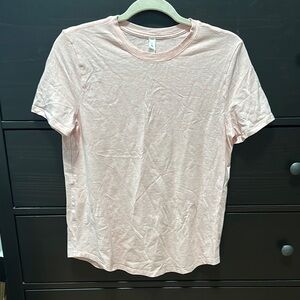 Light pink heathered lululemon tee